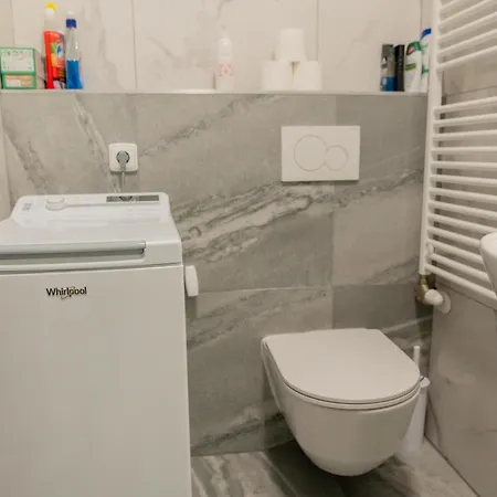 Apartment Cozy Modern In Old Town Kosice